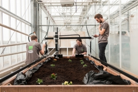 ‘Berend de Farmbot aan het werk bij Van Hall Larenstein’