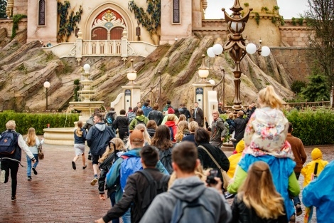 Eerste bezoekers in nieuwe Efteling-attractie Symbolica