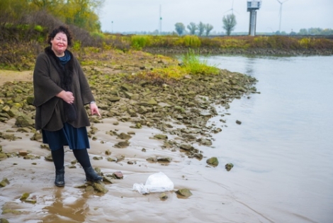 Zutphense ondernemer maakt mode van plastic uit de IJssel