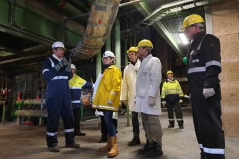 Staatssecretaris Van Veldhoven bezoekt bedrijventerrein Thermphos in North Sea Port