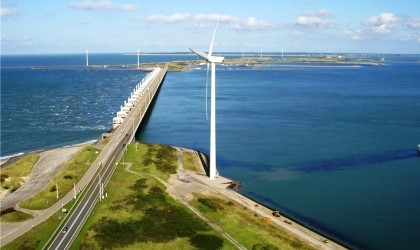 Windpark Bouwdokken gestart op Neeltje Jans