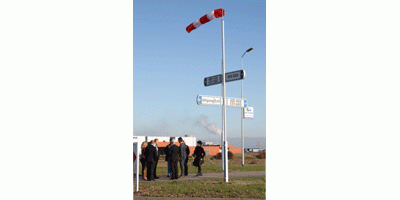 Windvanen Haven- en Industrieterrein Moerdijk in gebruik gesteld