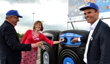 Eerste afvalcontainers op Hazeldonk-Meer onthuld