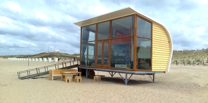 KWS werkt aan panoramahuisjes op het strand