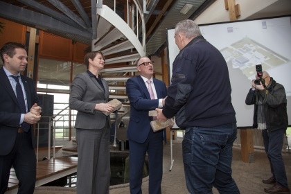 Gebouw Rijkswaterstaat volledig hergebruikt als jeugdkliniek