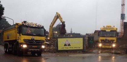 Oranjewijk: Van Mensvoort sloopt rotte kies in Veghel