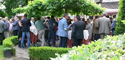 Uitreiking Zilveren Haring tijdens Haringparty in Bladel